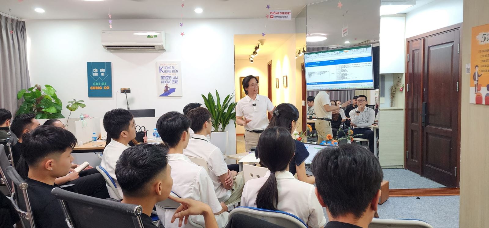 CTO Tuân Nguyễn chia sẻ về A.I và marketing